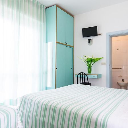 Hotel San Gottardo Riccione Rum bild