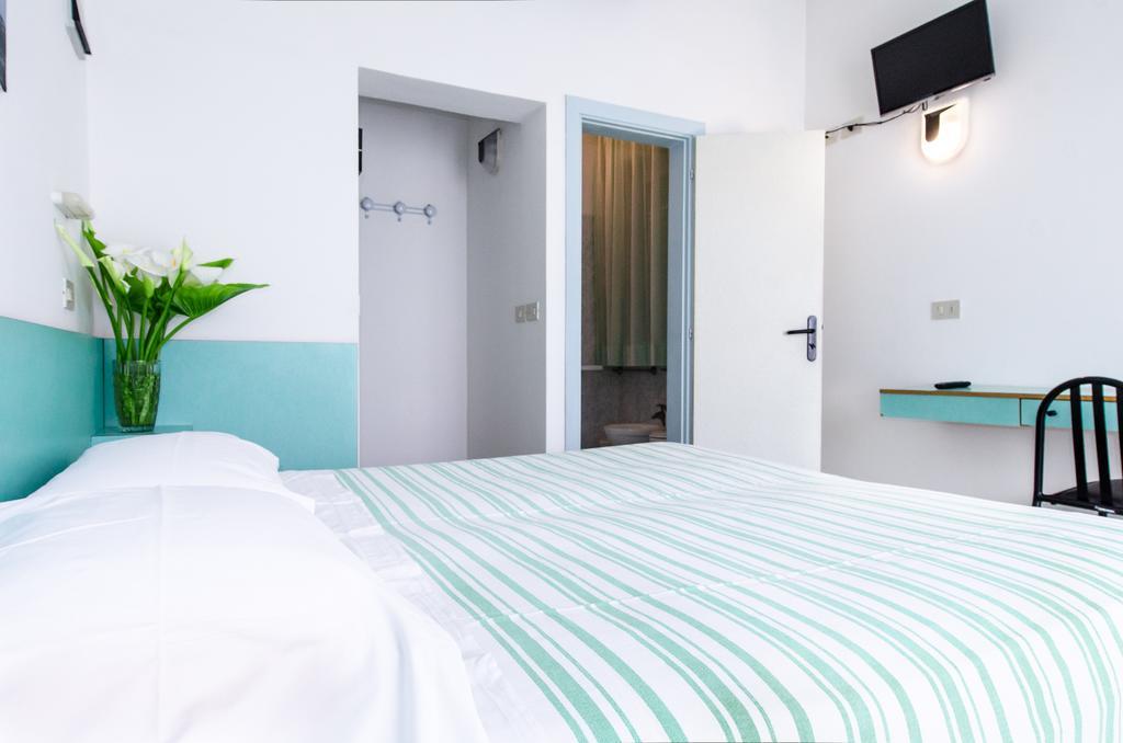 Hotel San Gottardo Riccione Exteriör bild