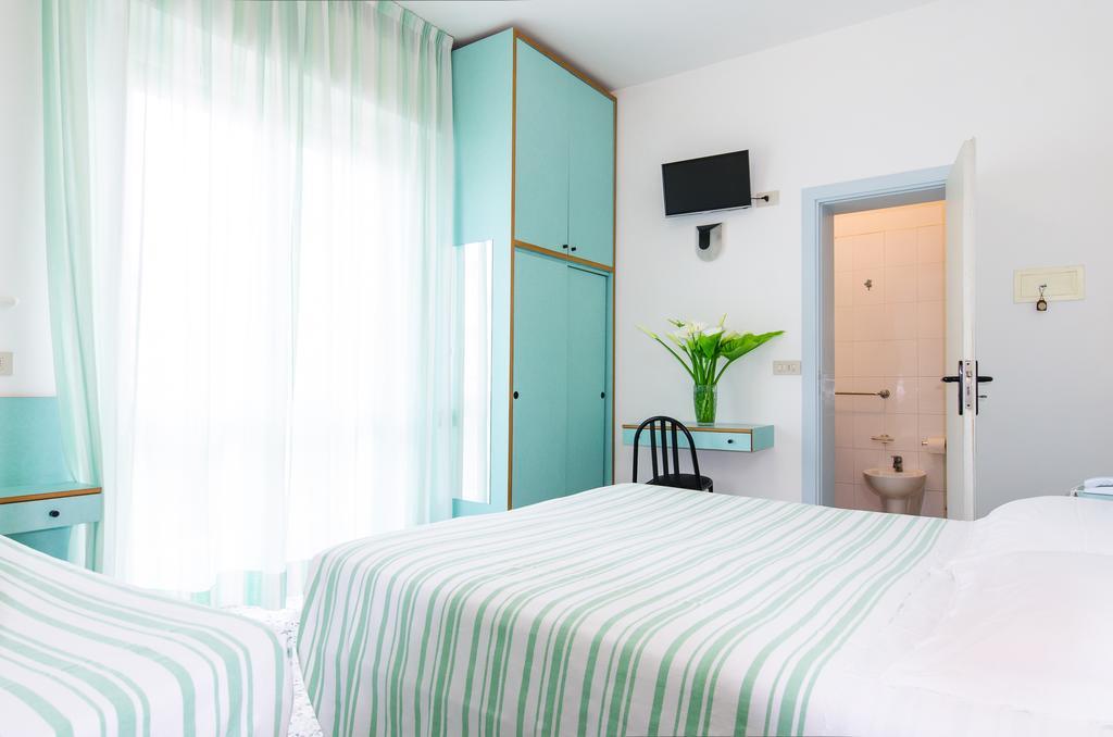 Hotel San Gottardo Riccione Rum bild