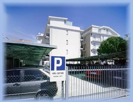 Hotel San Gottardo Riccione Exteriör bild