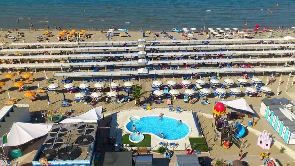 Hotel San Gottardo Riccione Exteriör bild